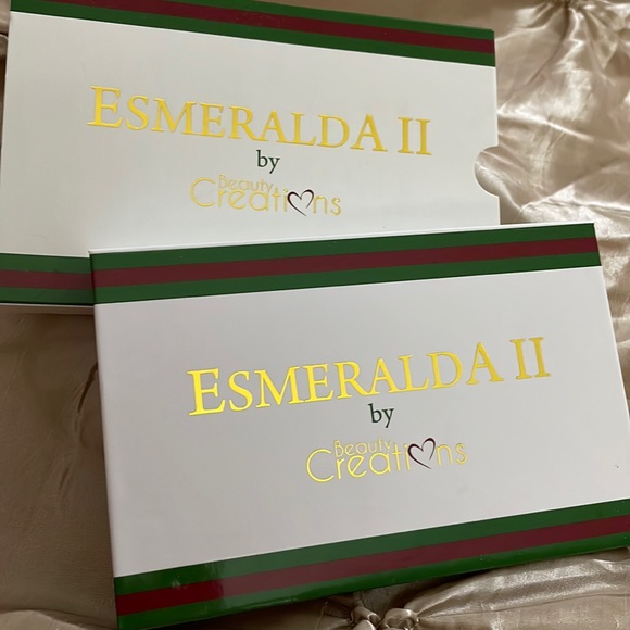 Esmeralda ll-by Beauty Creations Eyeshadow palette - Picture 6 of 6